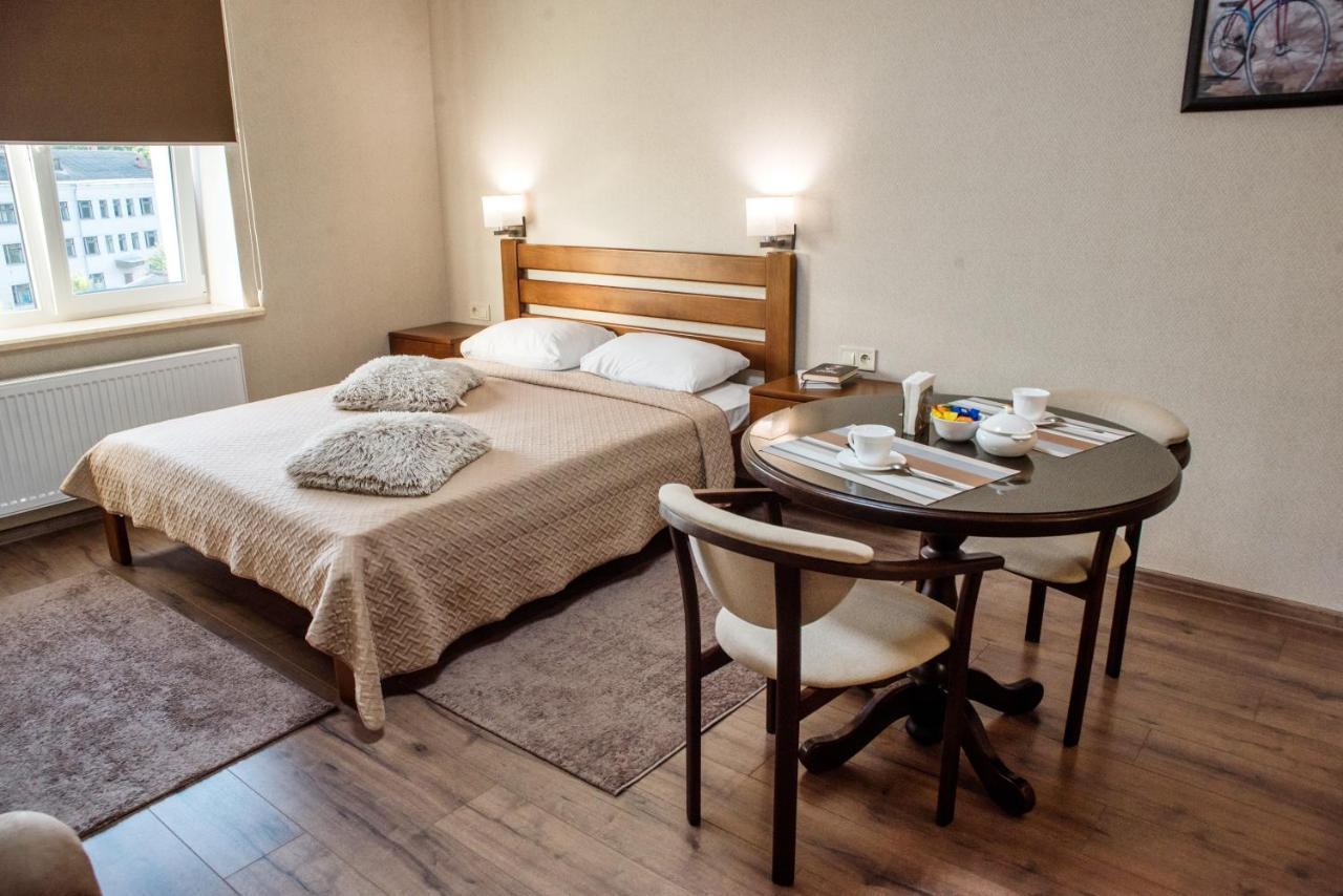 Molex Apartments 3 Tjernihiv Eksteriør billede